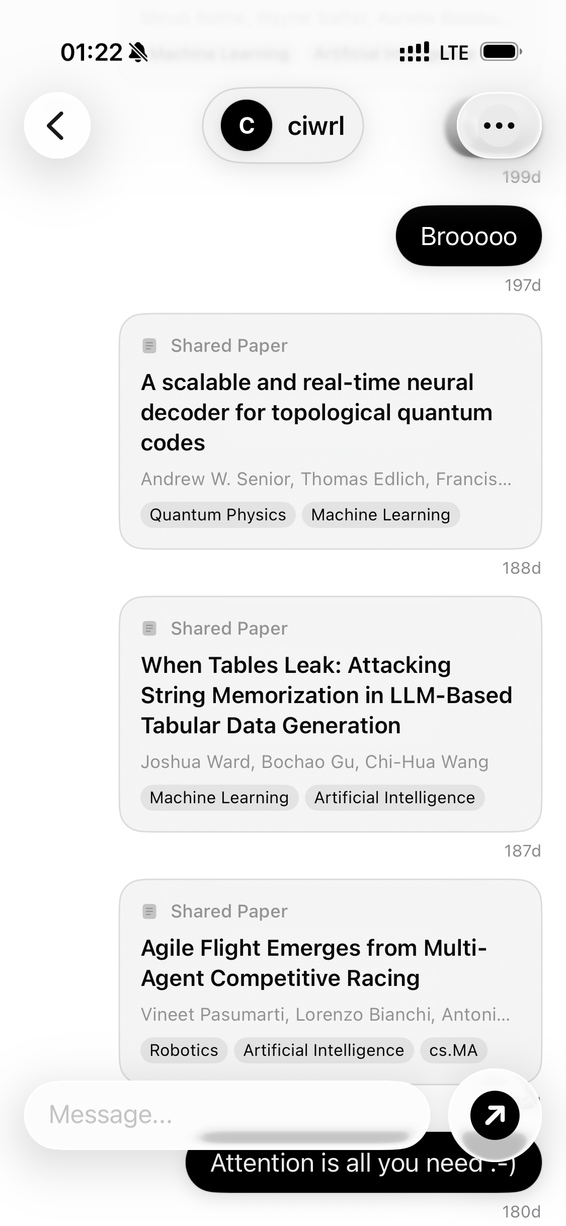 Papel private chat between researchers
